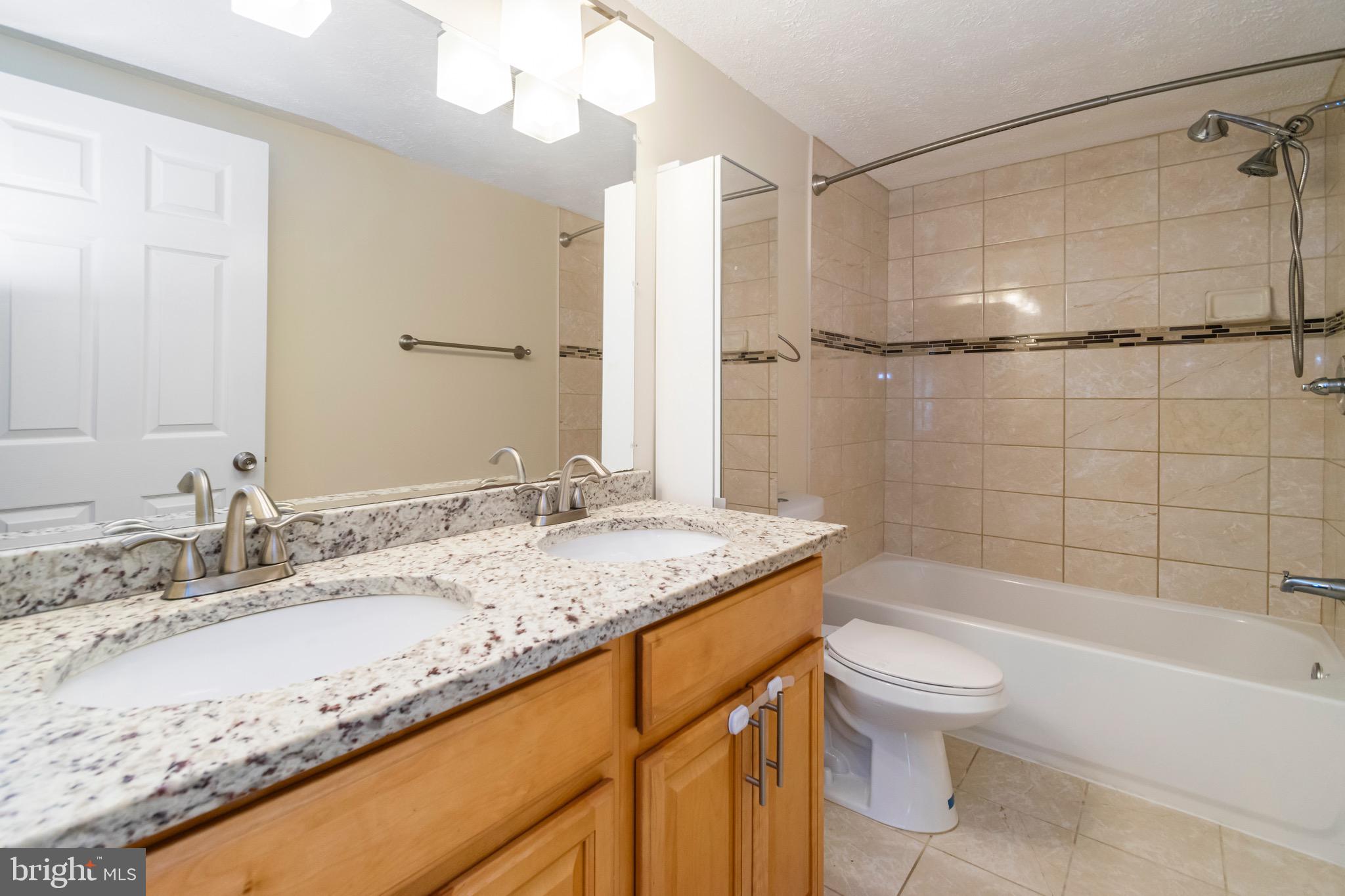 HARMANS WOODS - Residential