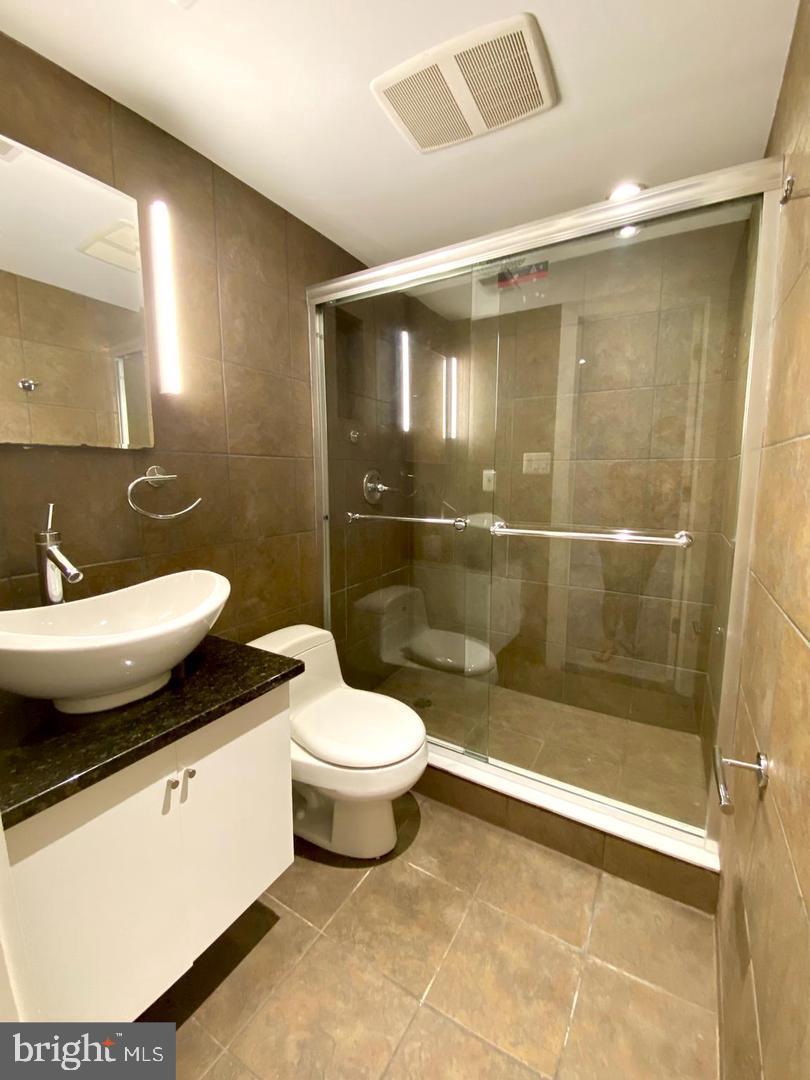 LAYTON COURT (MEWS) - Residential Lease