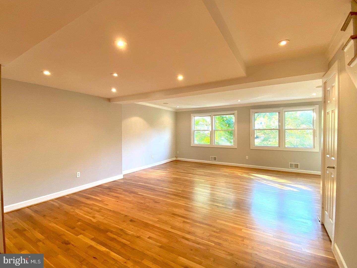 LAYTON COURT (MEWS) - Residential Lease