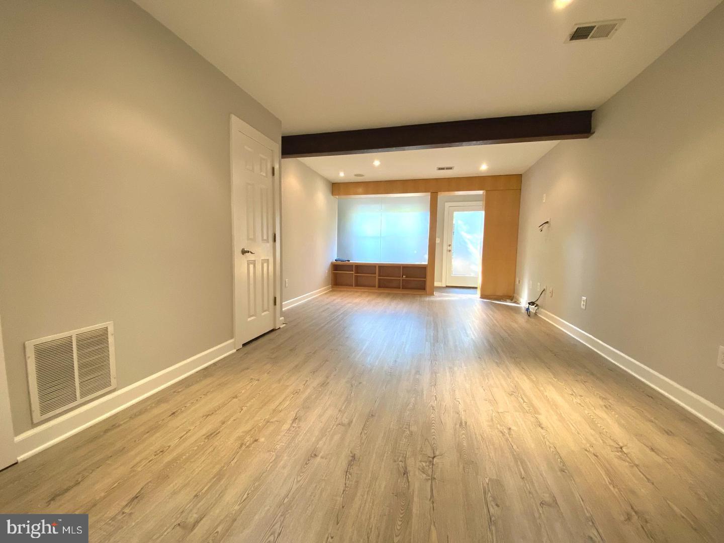 LAYTON COURT (MEWS) - Residential Lease