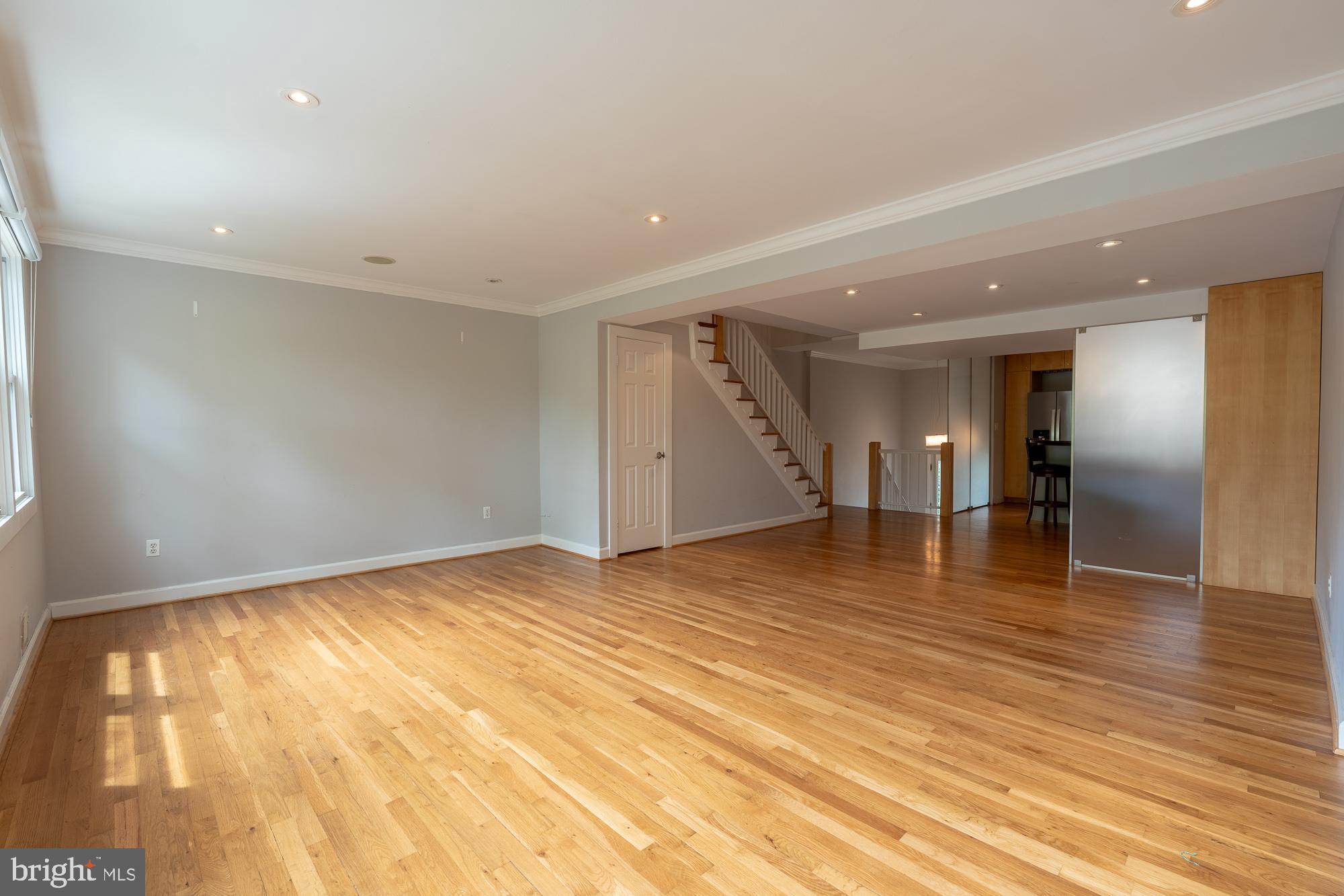 LAYTON COURT (MEWS) - Residential Lease