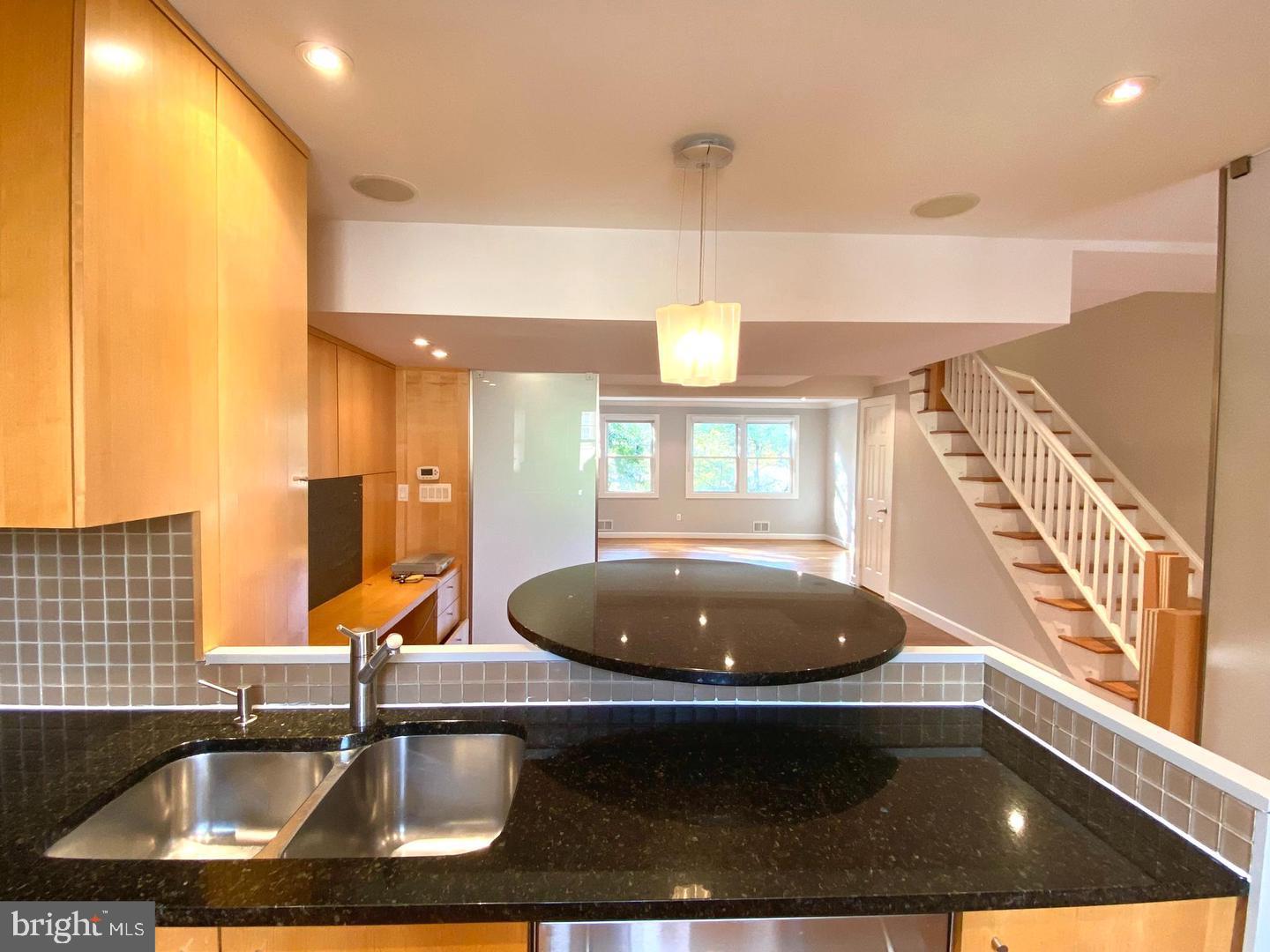 LAYTON COURT (MEWS) - Residential Lease