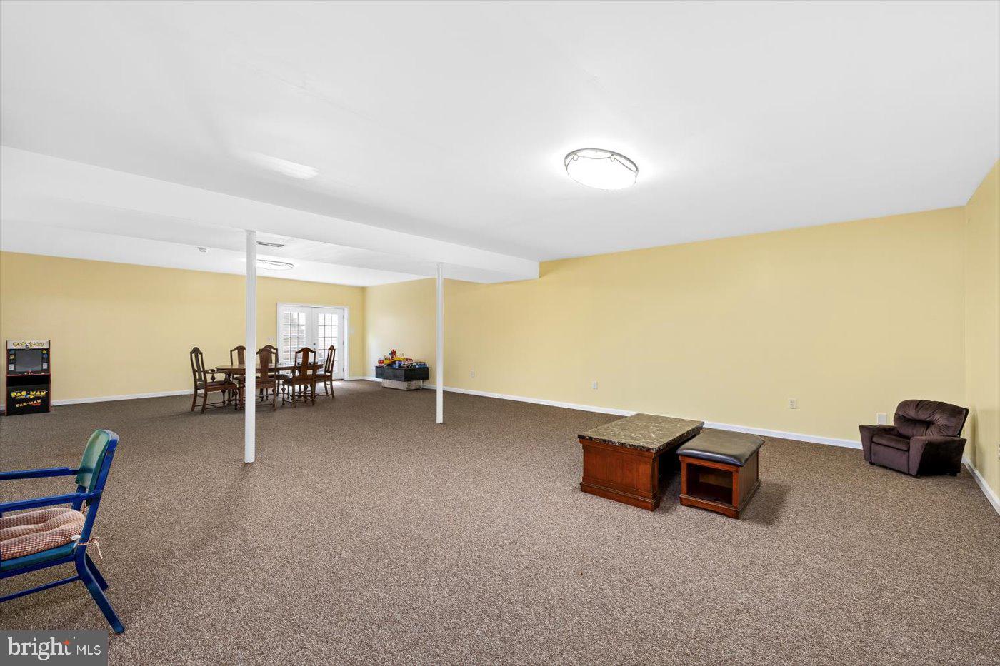 GEORGE'S BLUFF - Residential