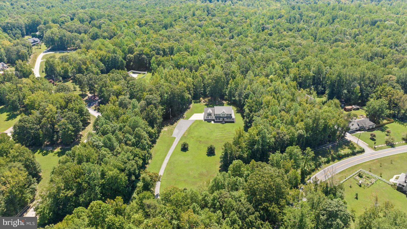 GEORGE'S BLUFF - Residential