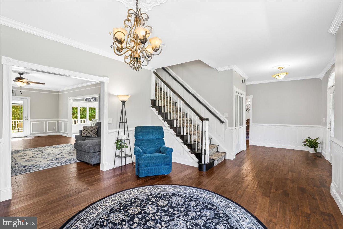 GEORGE'S BLUFF - Residential