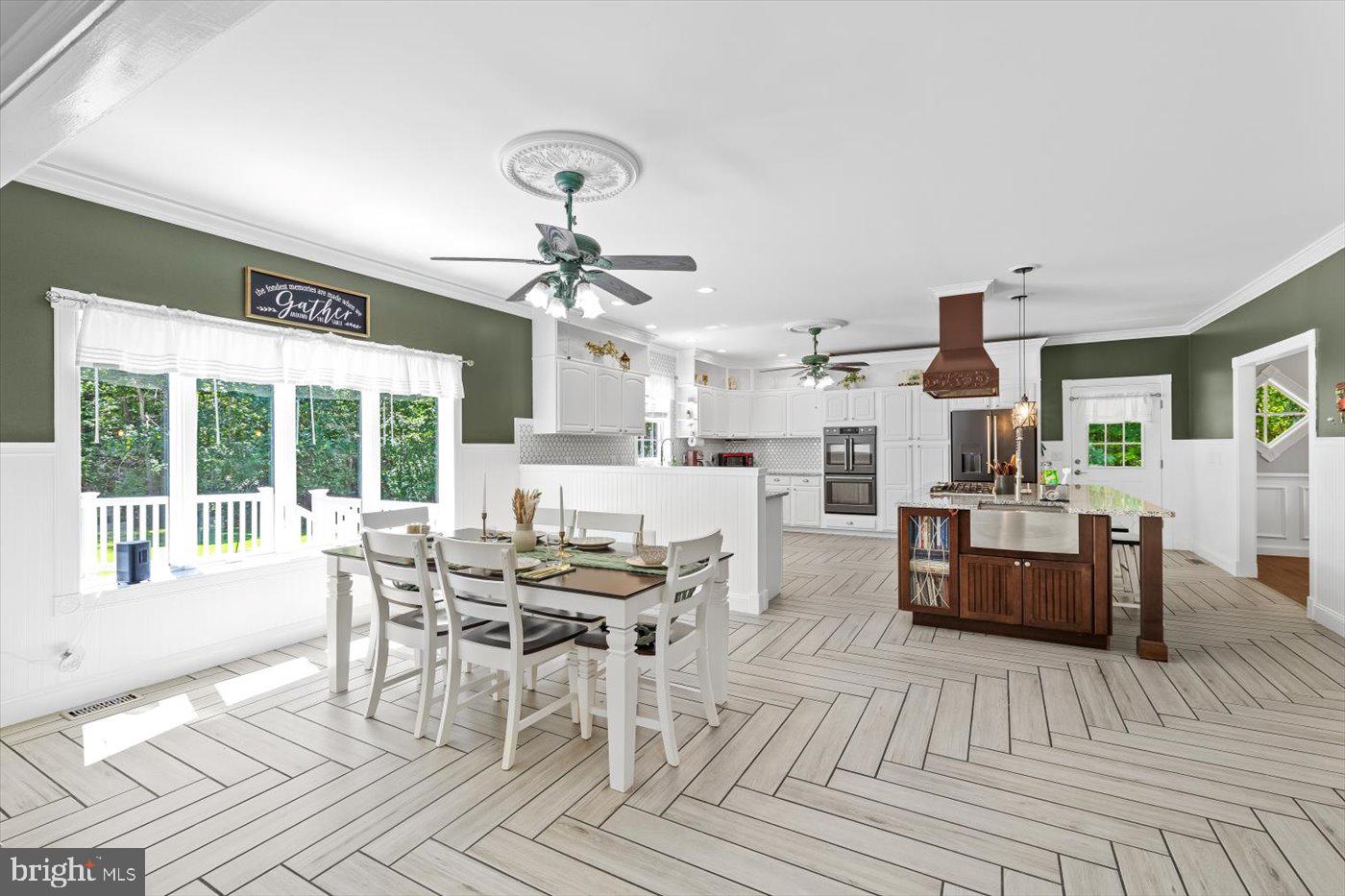 GEORGE'S BLUFF - Residential