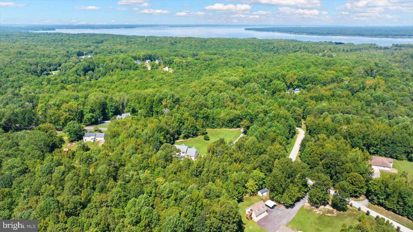 GEORGE'S BLUFF - Residential