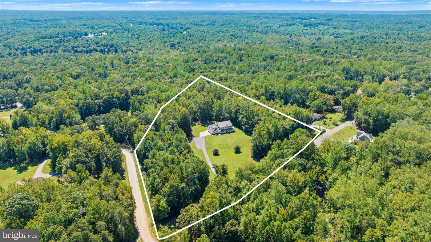 GEORGE'S BLUFF - Residential