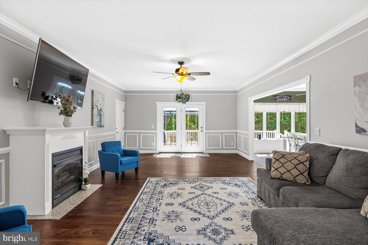 GEORGE'S BLUFF - Residential