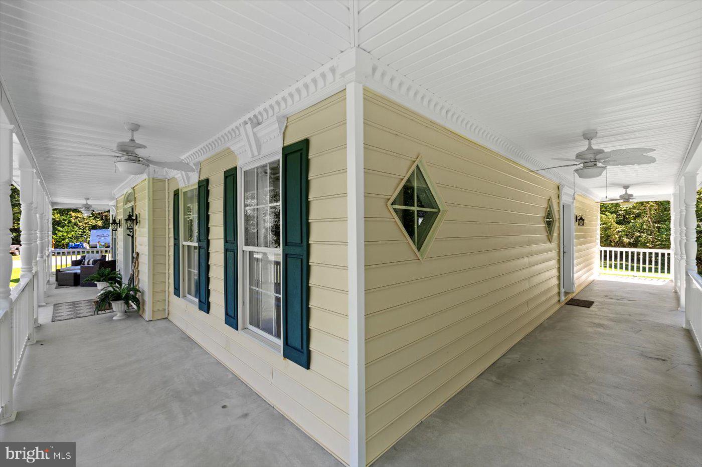 GEORGE'S BLUFF - Residential