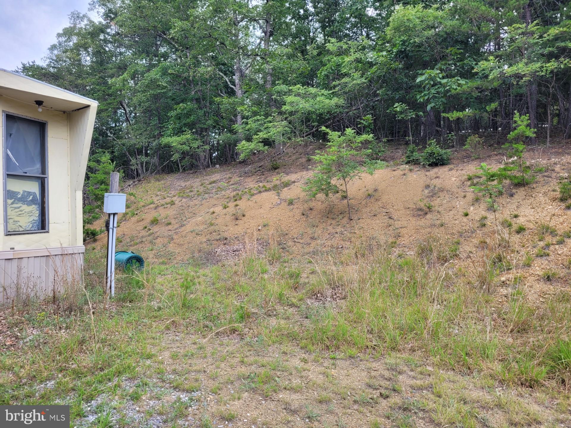 FRENCHBURG ESTATES - Land