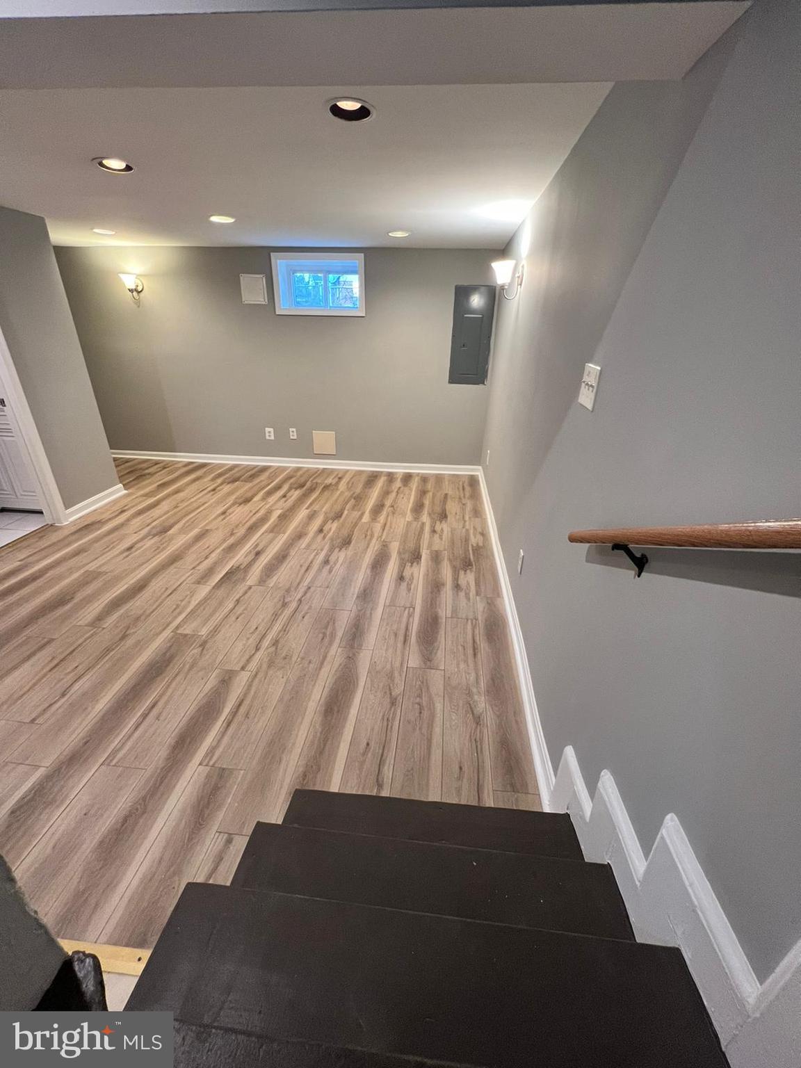 LEWISDALE - Residential Lease