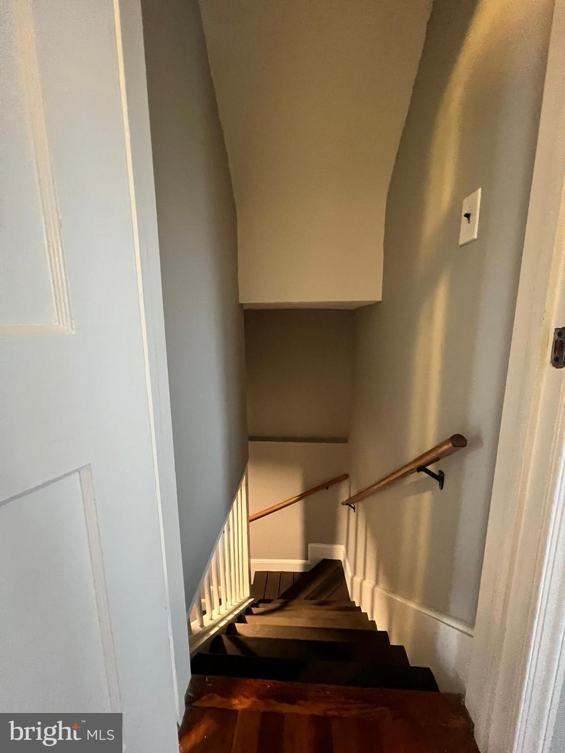 LEWISDALE - Residential Lease