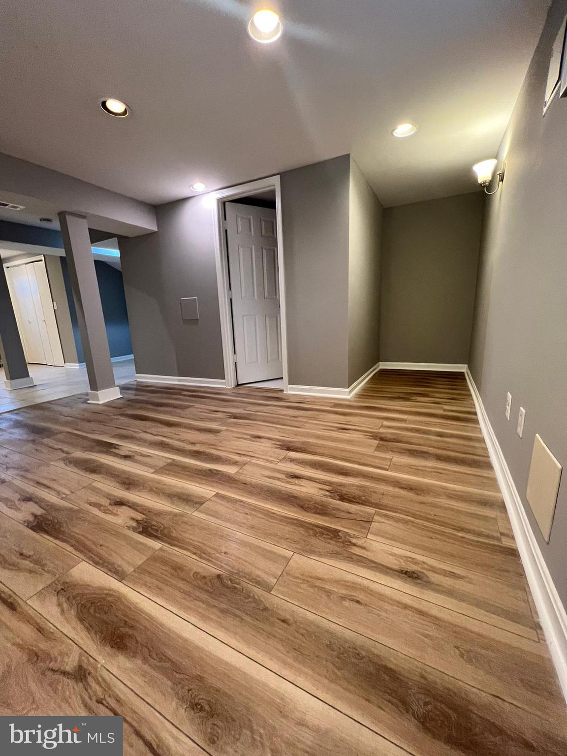 LEWISDALE - Residential Lease