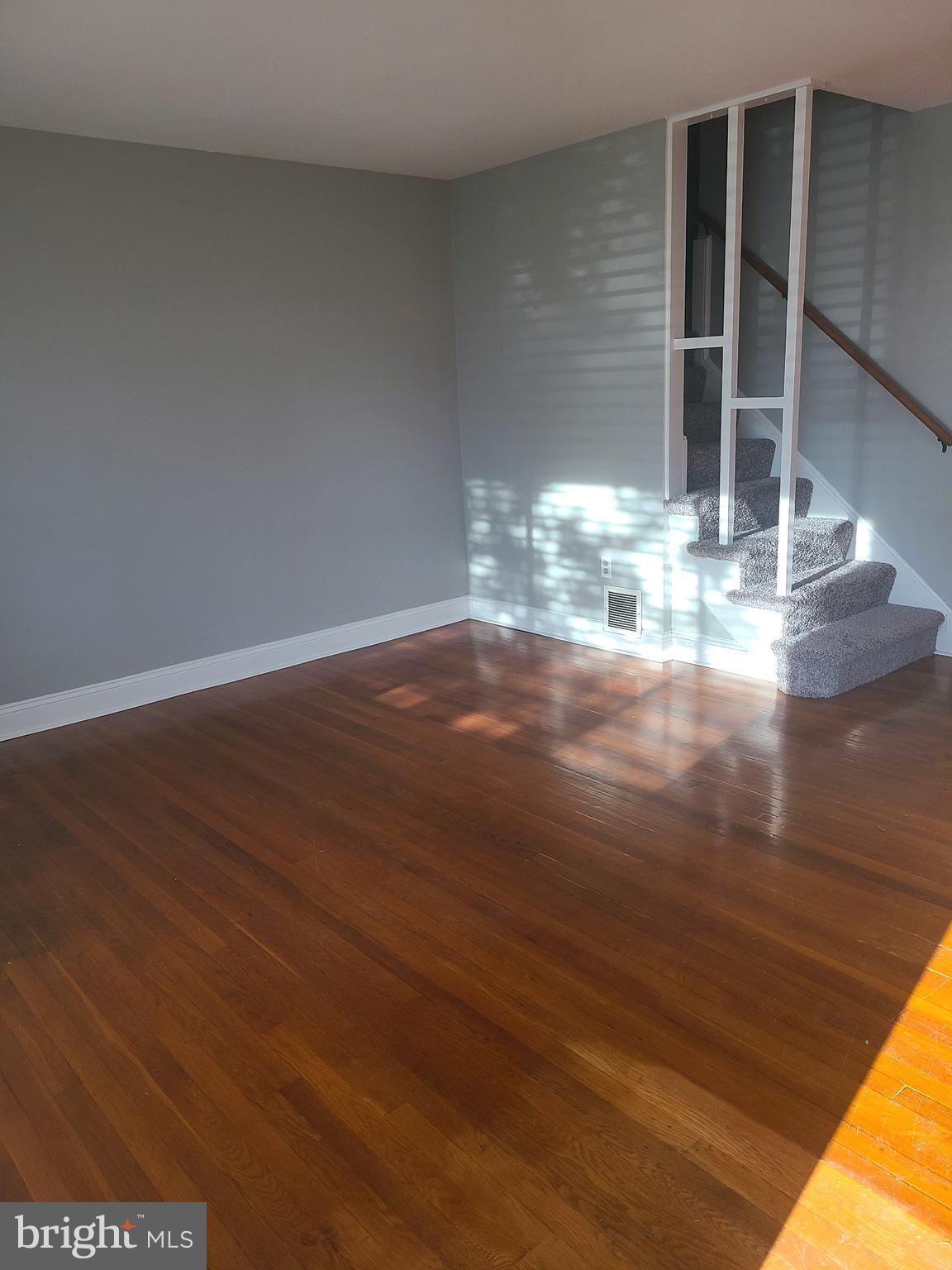 LEWISDALE - Residential Lease