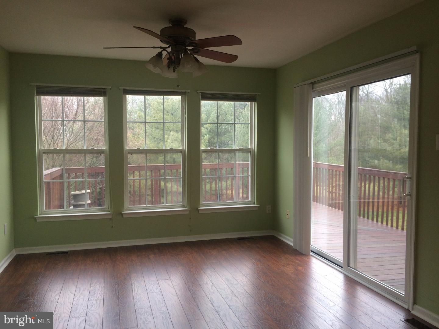 TERR AT MONTGMRY WLK - Residential Lease