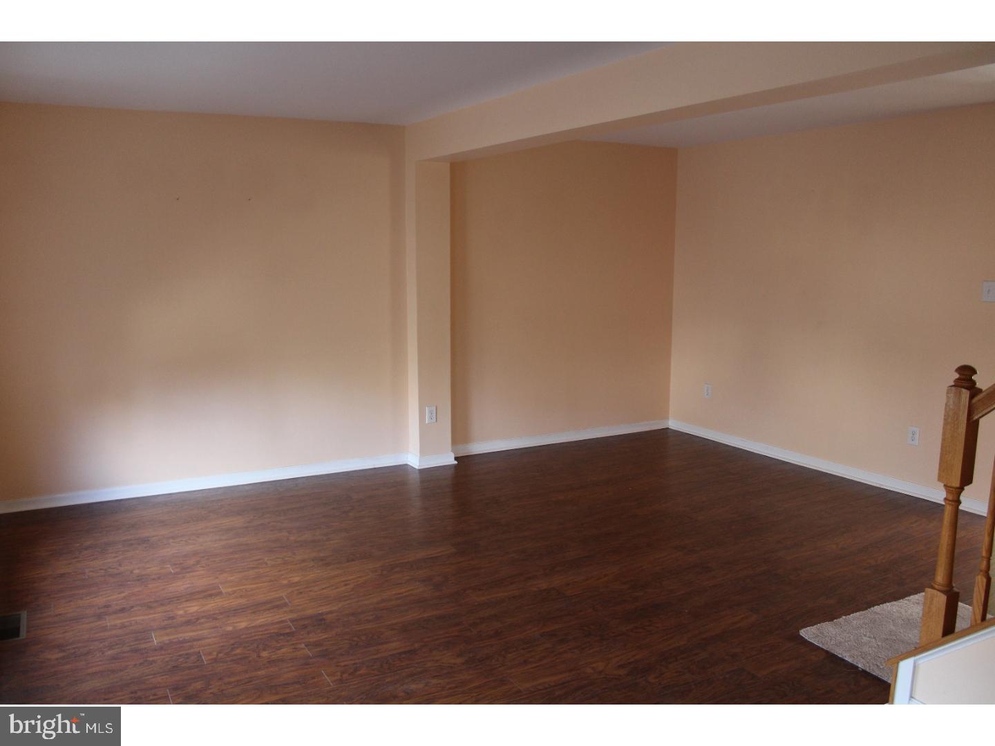 TERR AT MONTGMRY WLK - Residential Lease