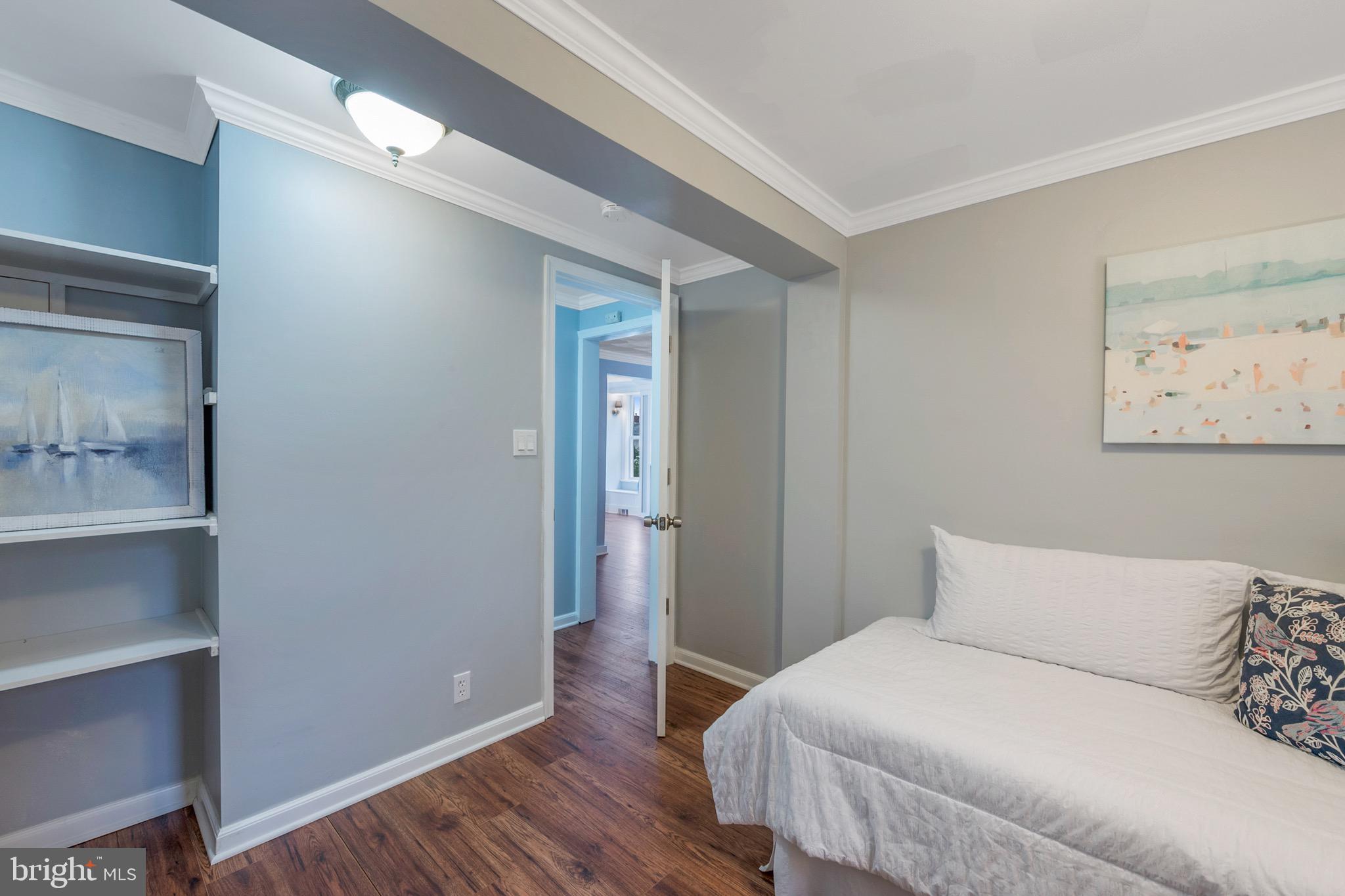 SHOREHAM BEACH - Residential