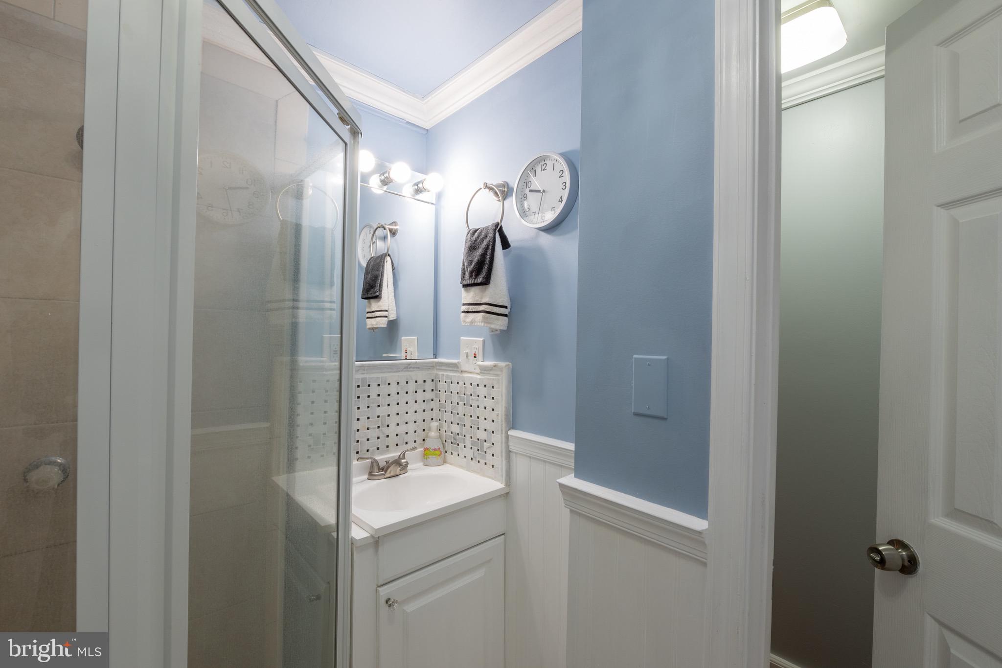 SHOREHAM BEACH - Residential