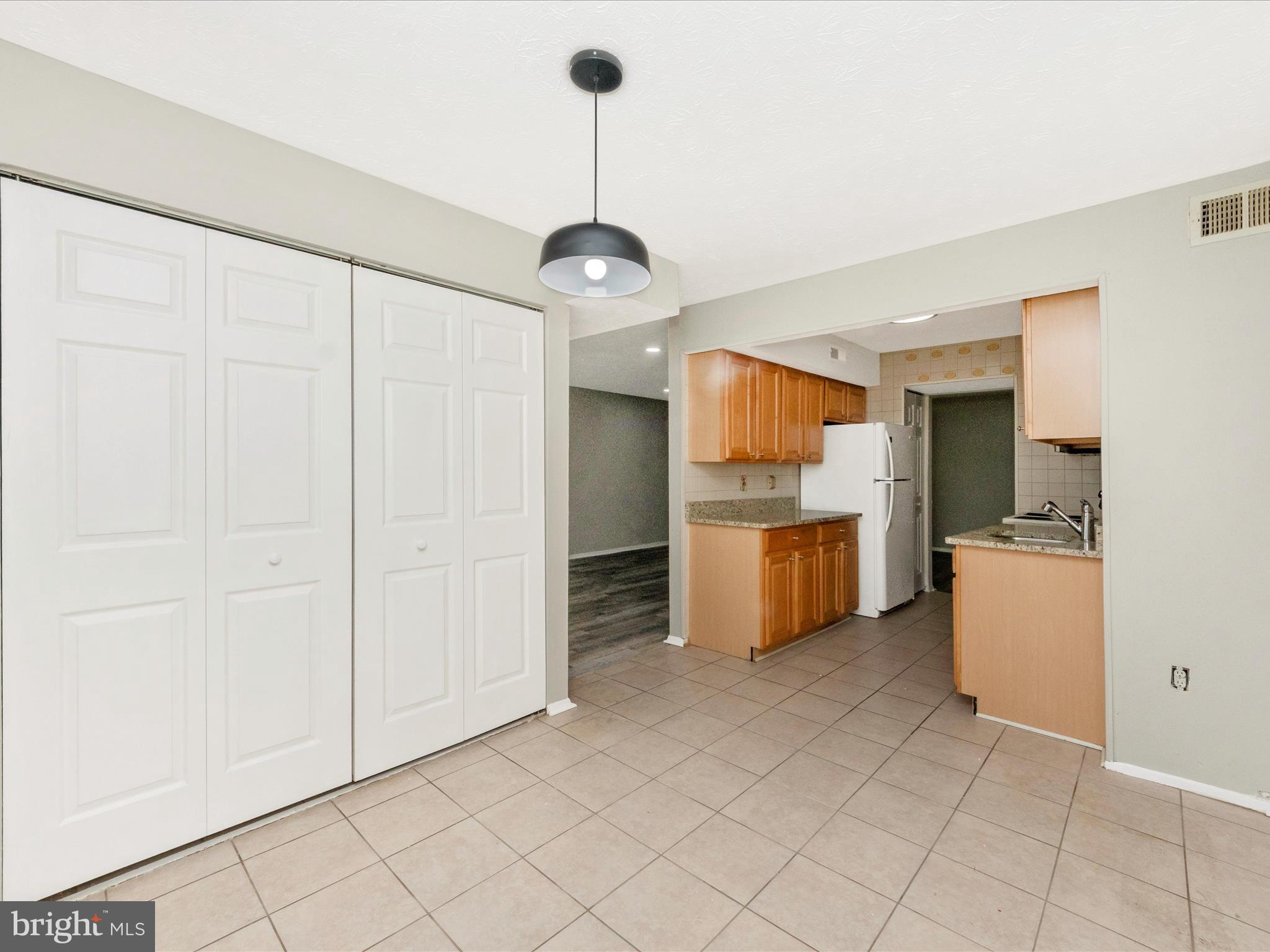 GREENBRIAR CONDO PHASE III - Residential