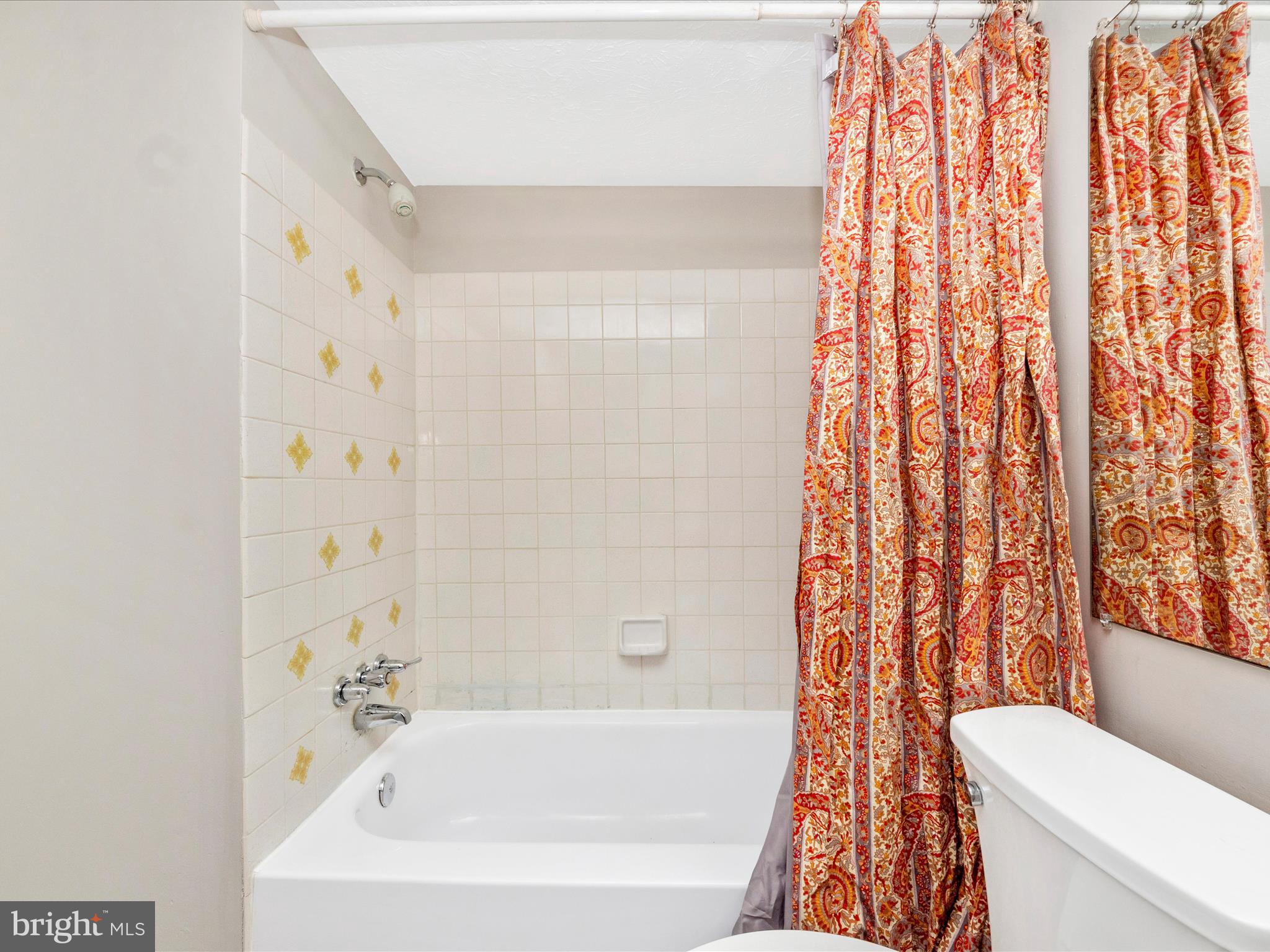 GREENBRIAR CONDO PHASE III - Residential