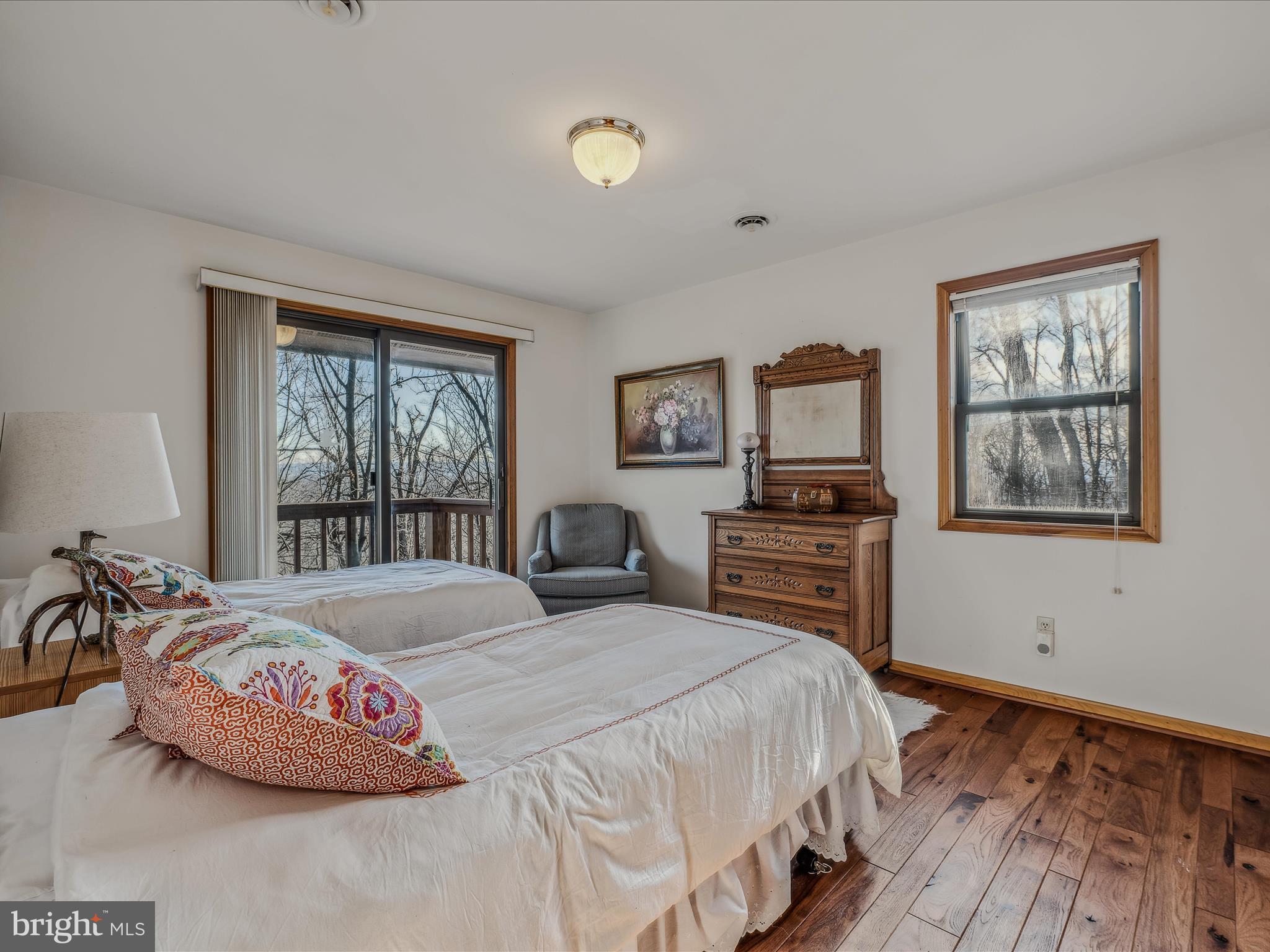 COOLFONT MOUNTAINSIDE - Residential