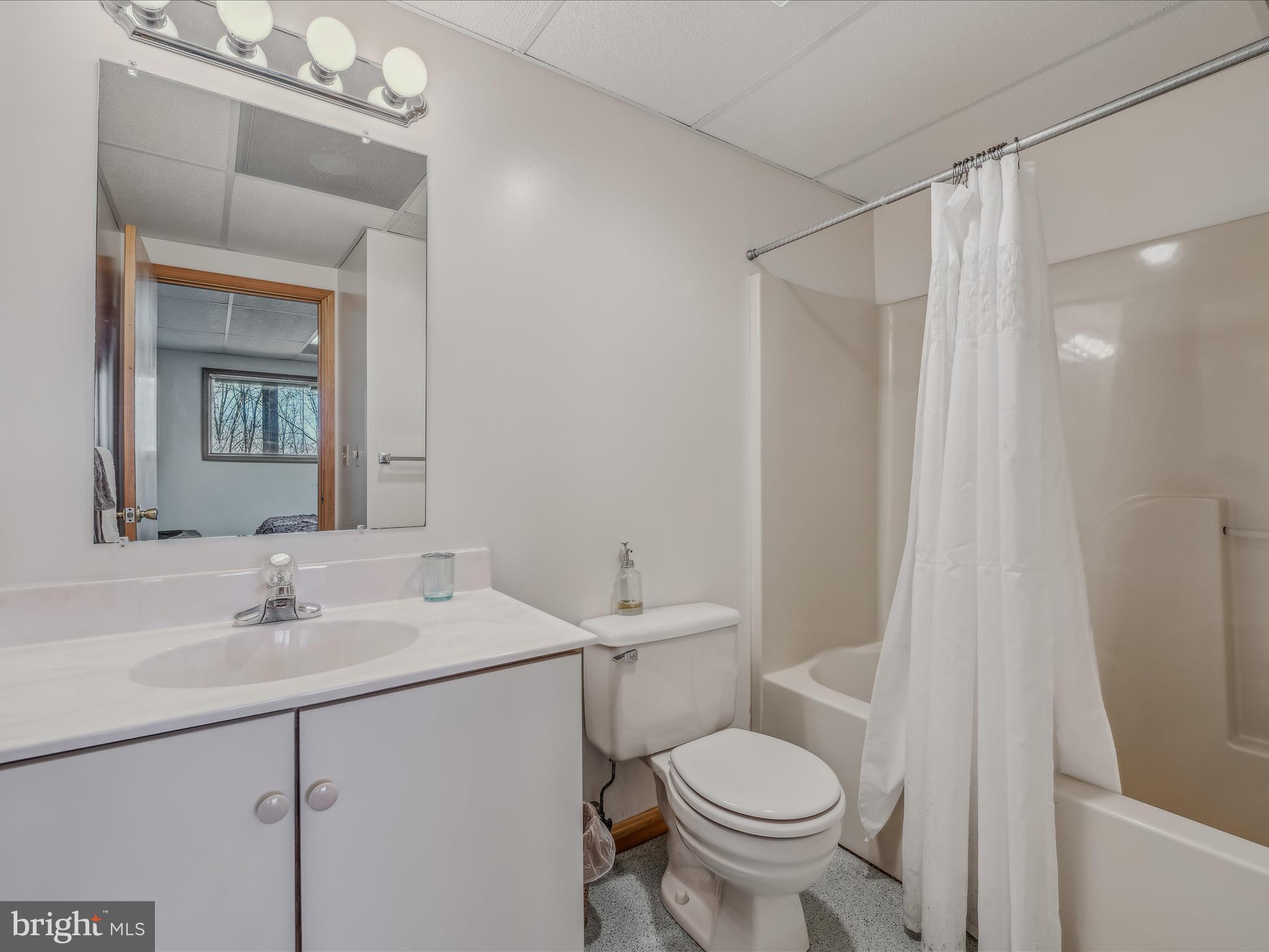 COOLFONT MOUNTAINSIDE - Residential