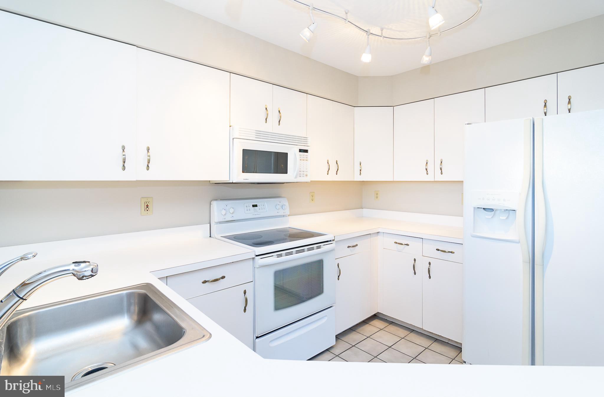 WOODLAND VILLAGE - Residential Lease