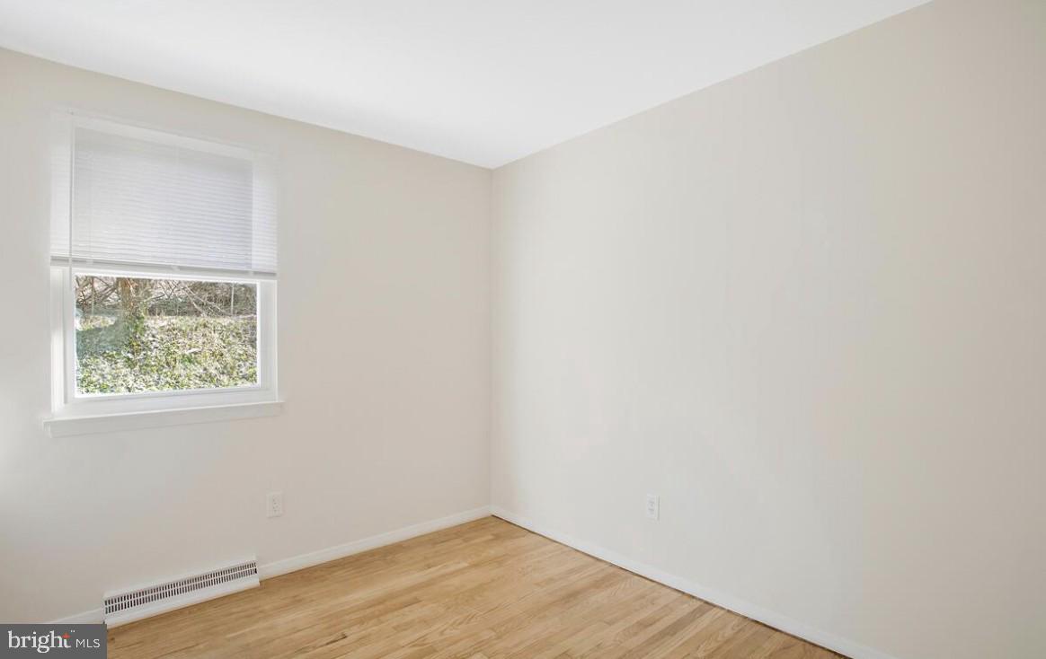 MEDFIELD - Residential