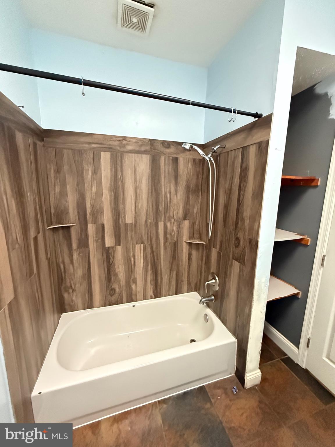 YORKSHIRE ACRES - Residential