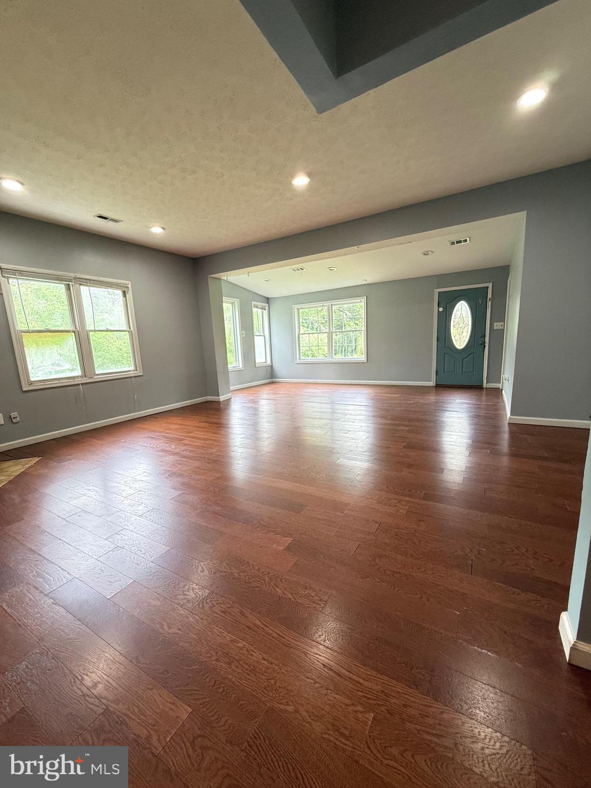 YORKSHIRE ACRES - Residential