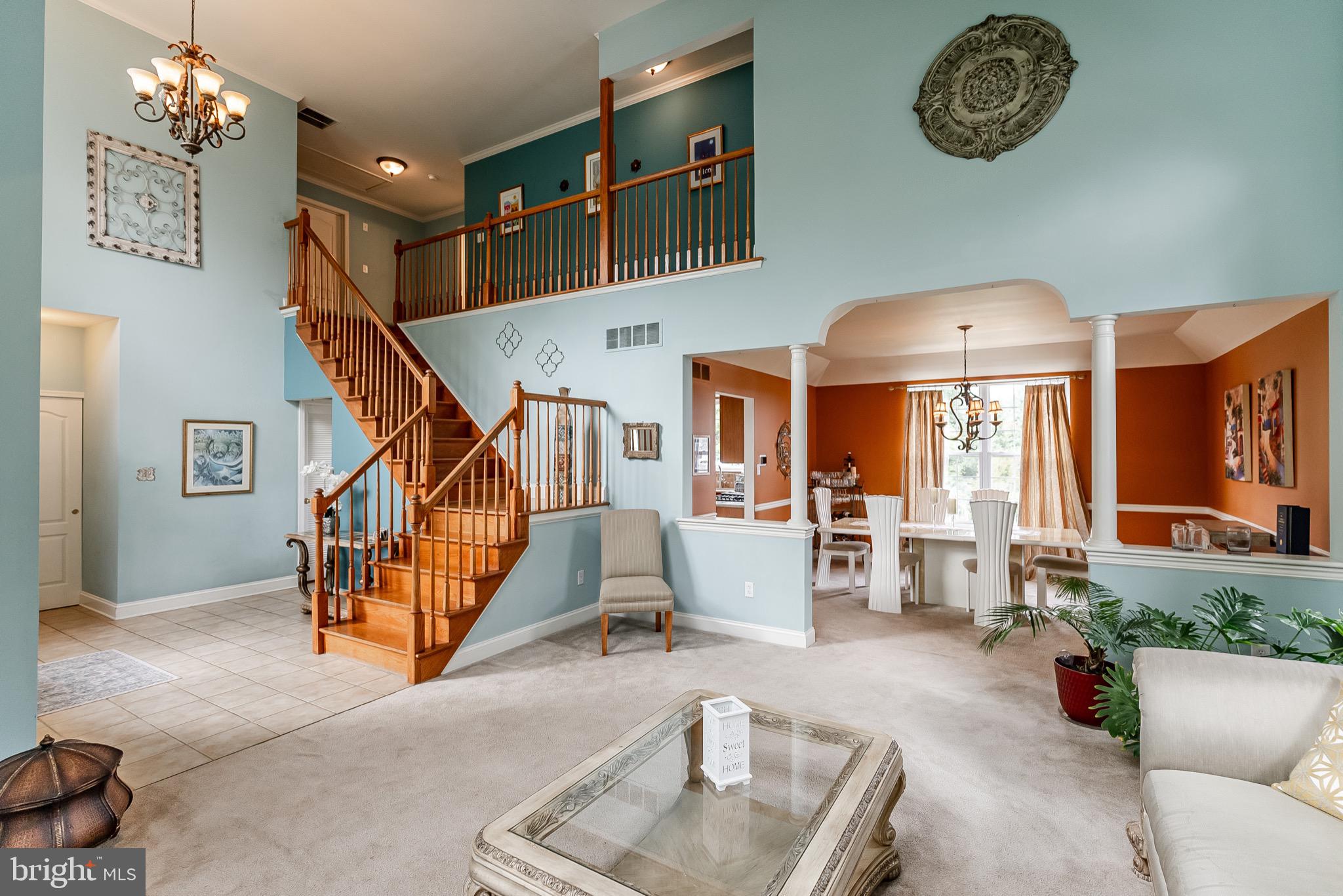 5 CANYON DRIVE