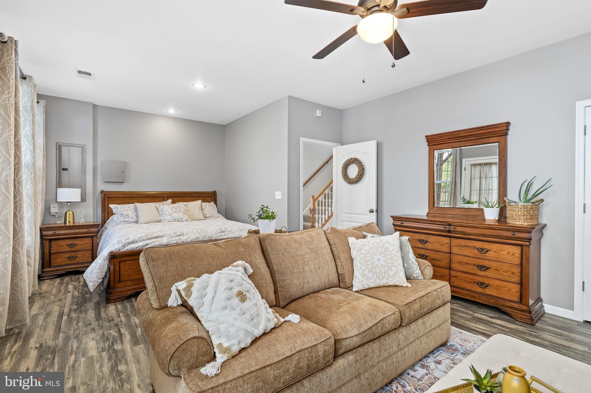 COLONIAL FORGE - Residential