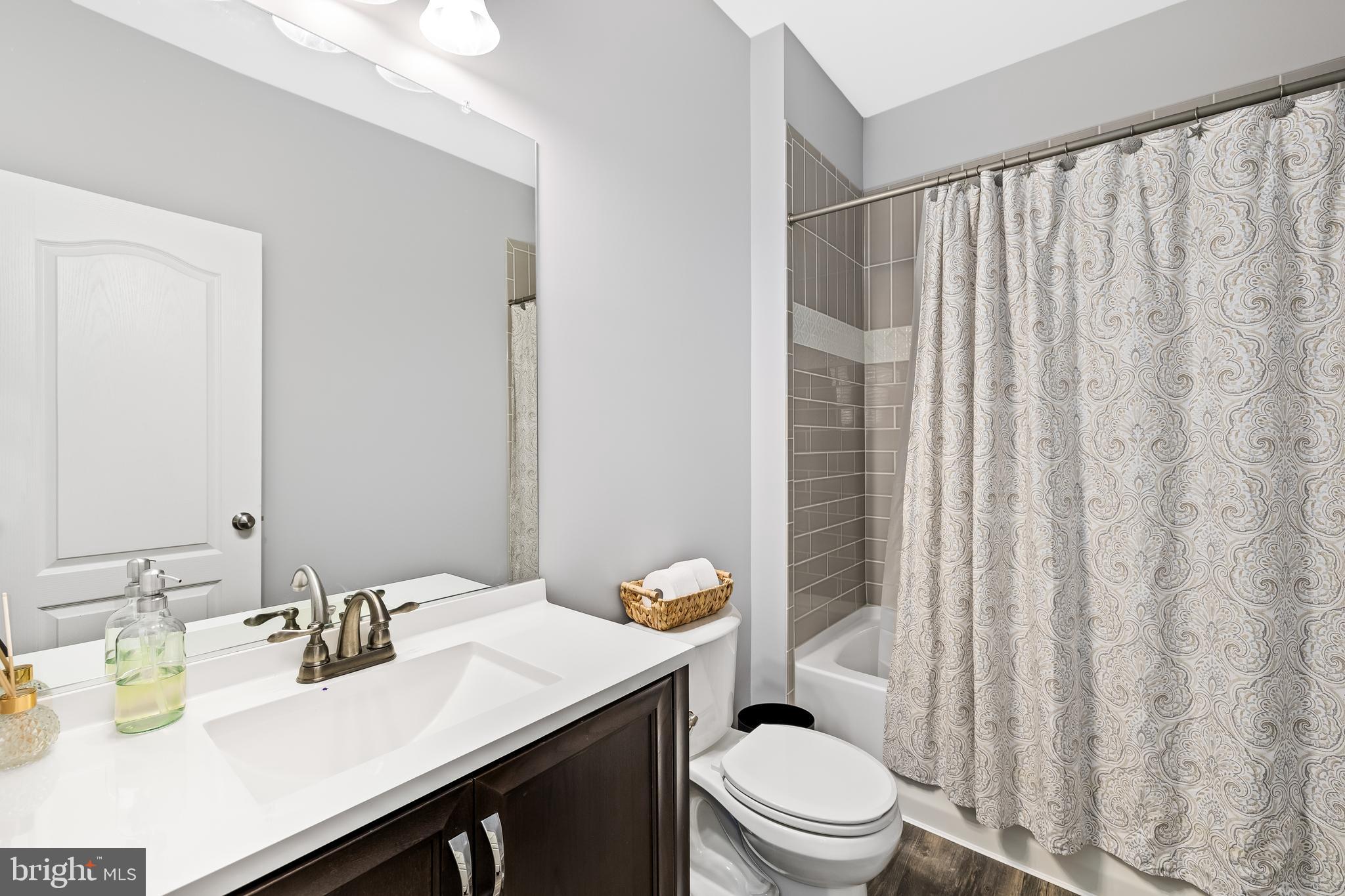 COLONIAL FORGE - Residential