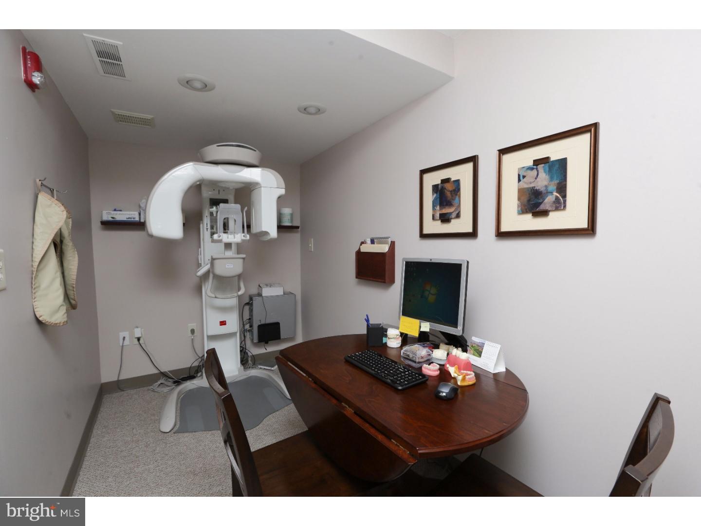 000 - Commercial Sale