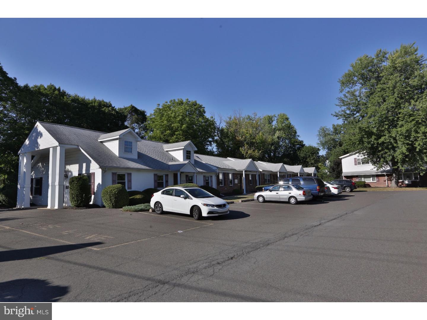 000 - Commercial Sale