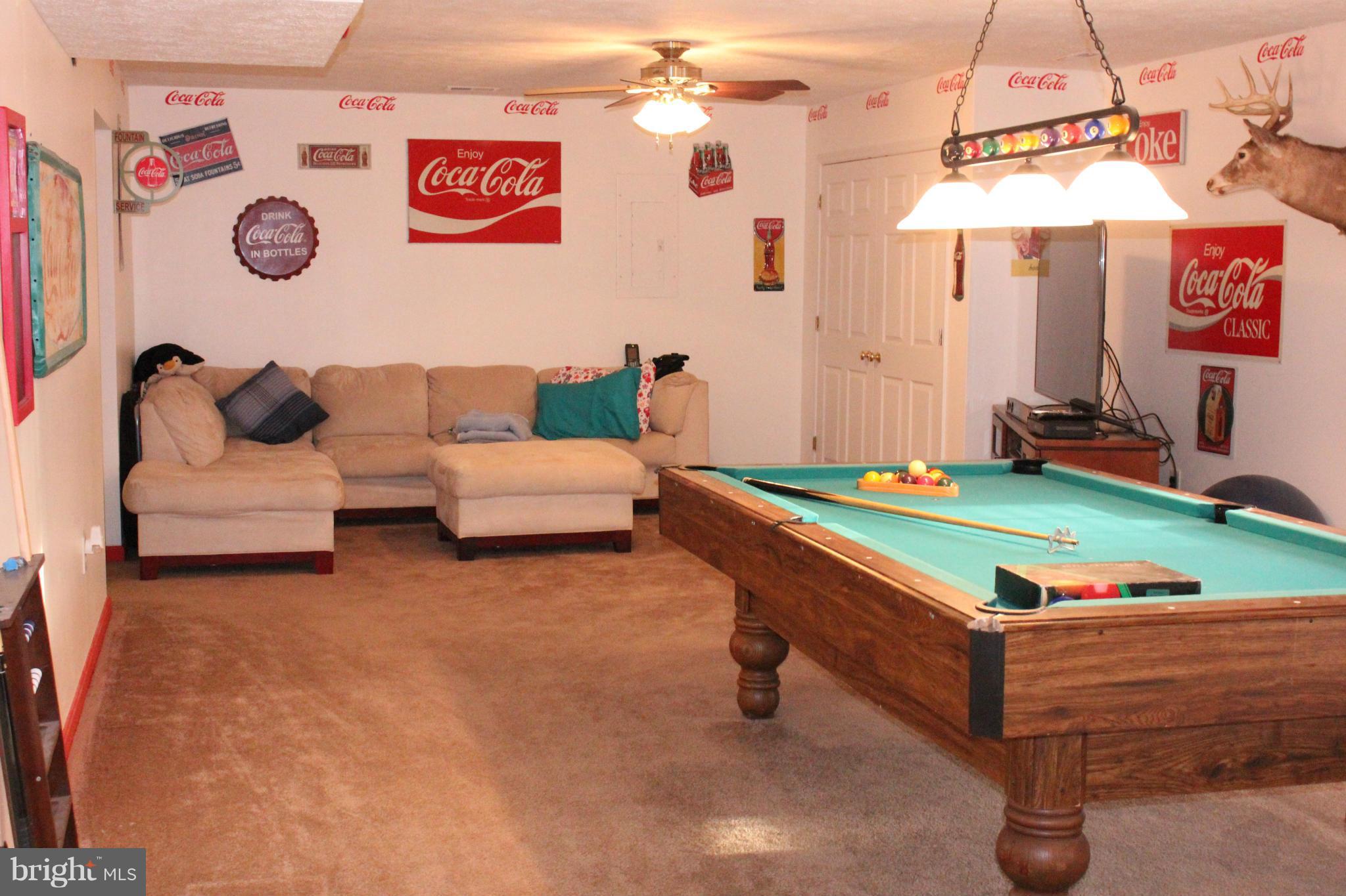 LAKE LAND - Residential