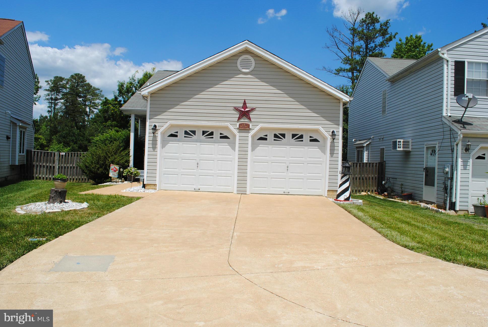 HICKORY HILLS - Residential