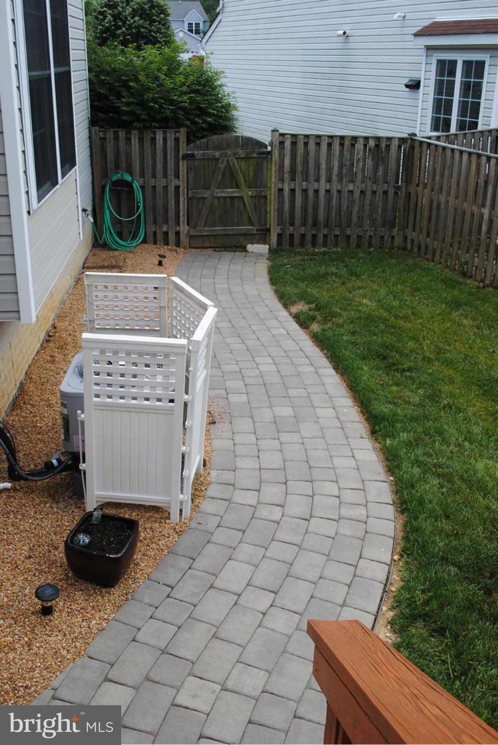 HICKORY HILLS - Residential