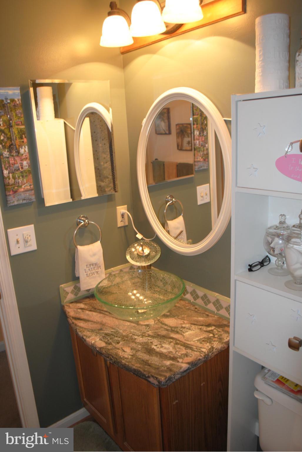 HICKORY HILLS - Residential