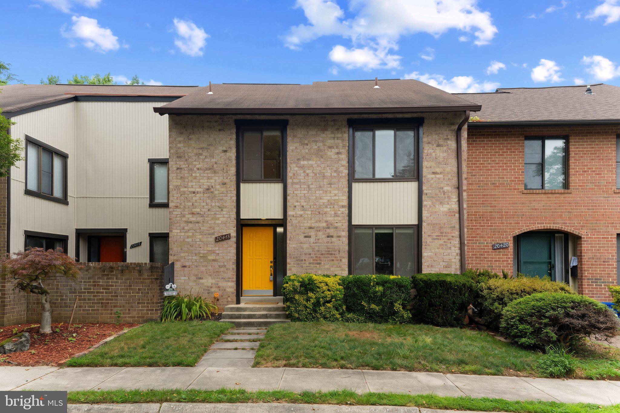 20418 SHADOW OAK COURT