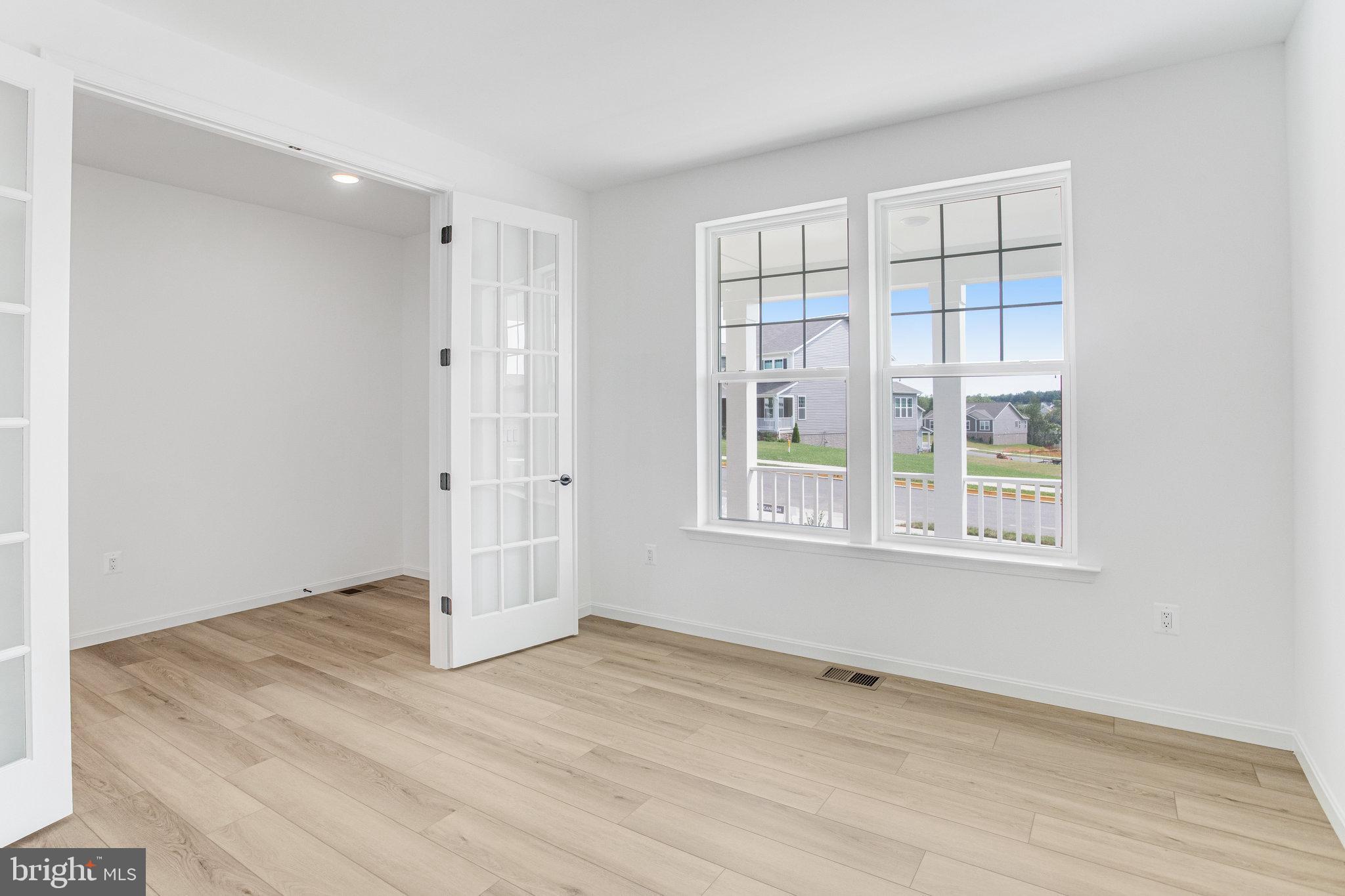 213 CAMWOOD COURT