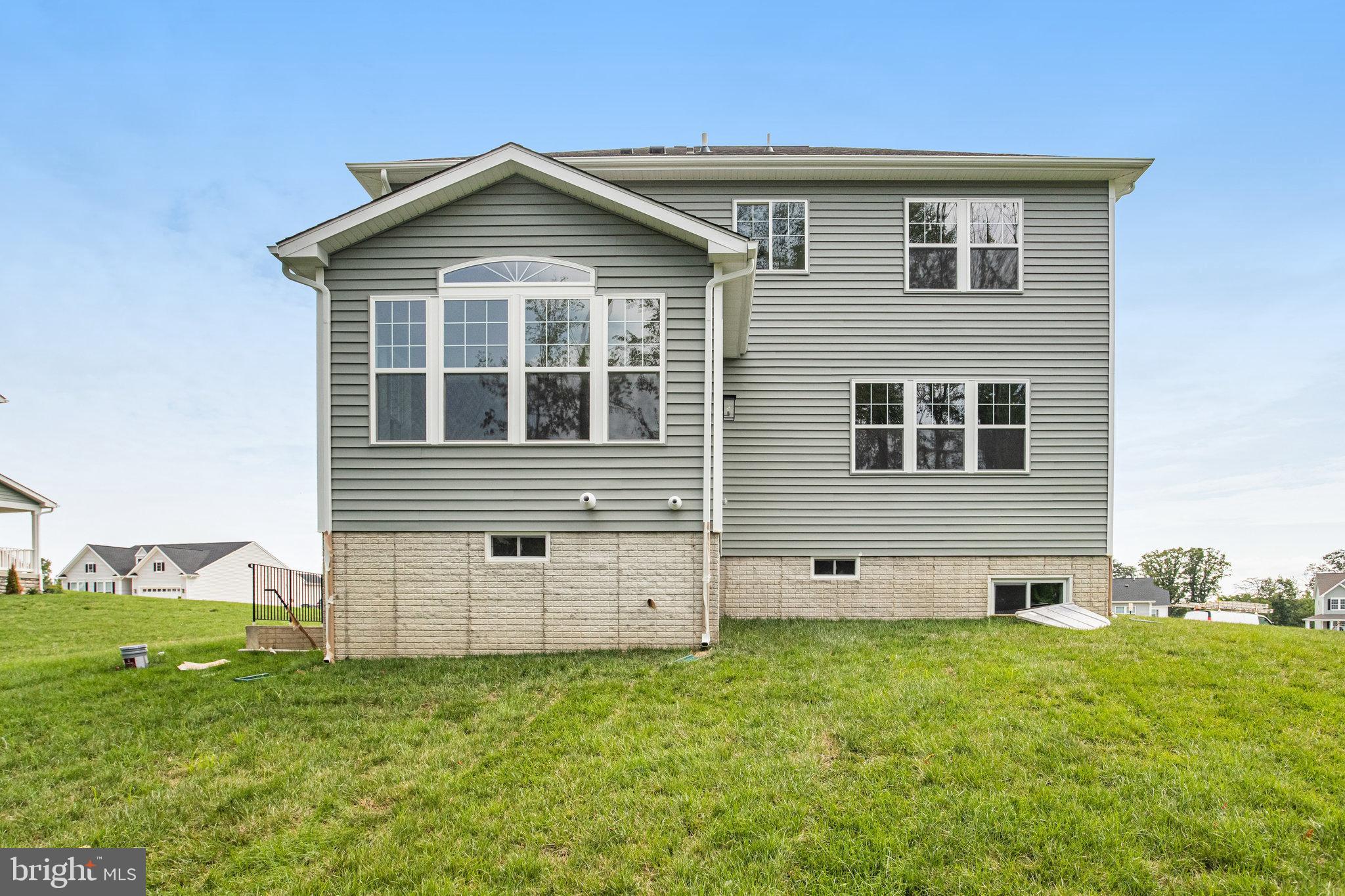 WHITE OAK RESERVE - Residential