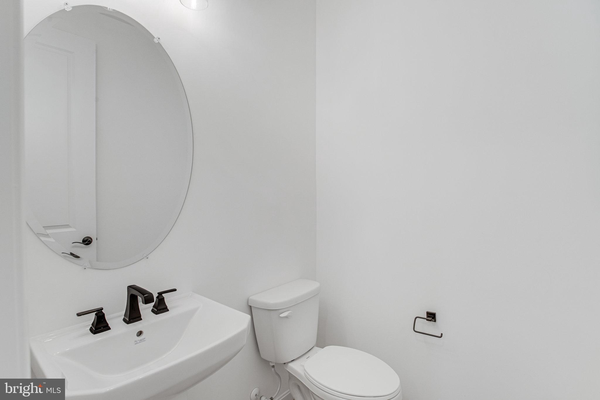 WHITE OAK RESERVE - Residential