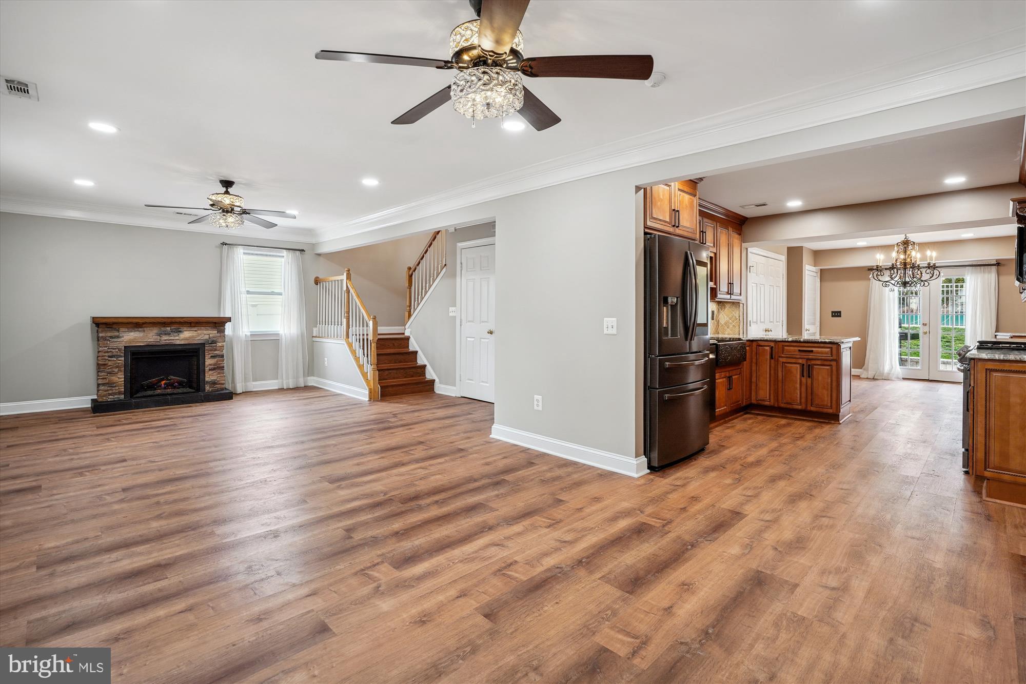 MANASSAS PARK - Residential