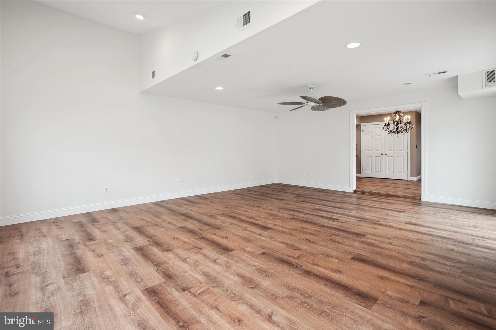 MANASSAS PARK - Residential