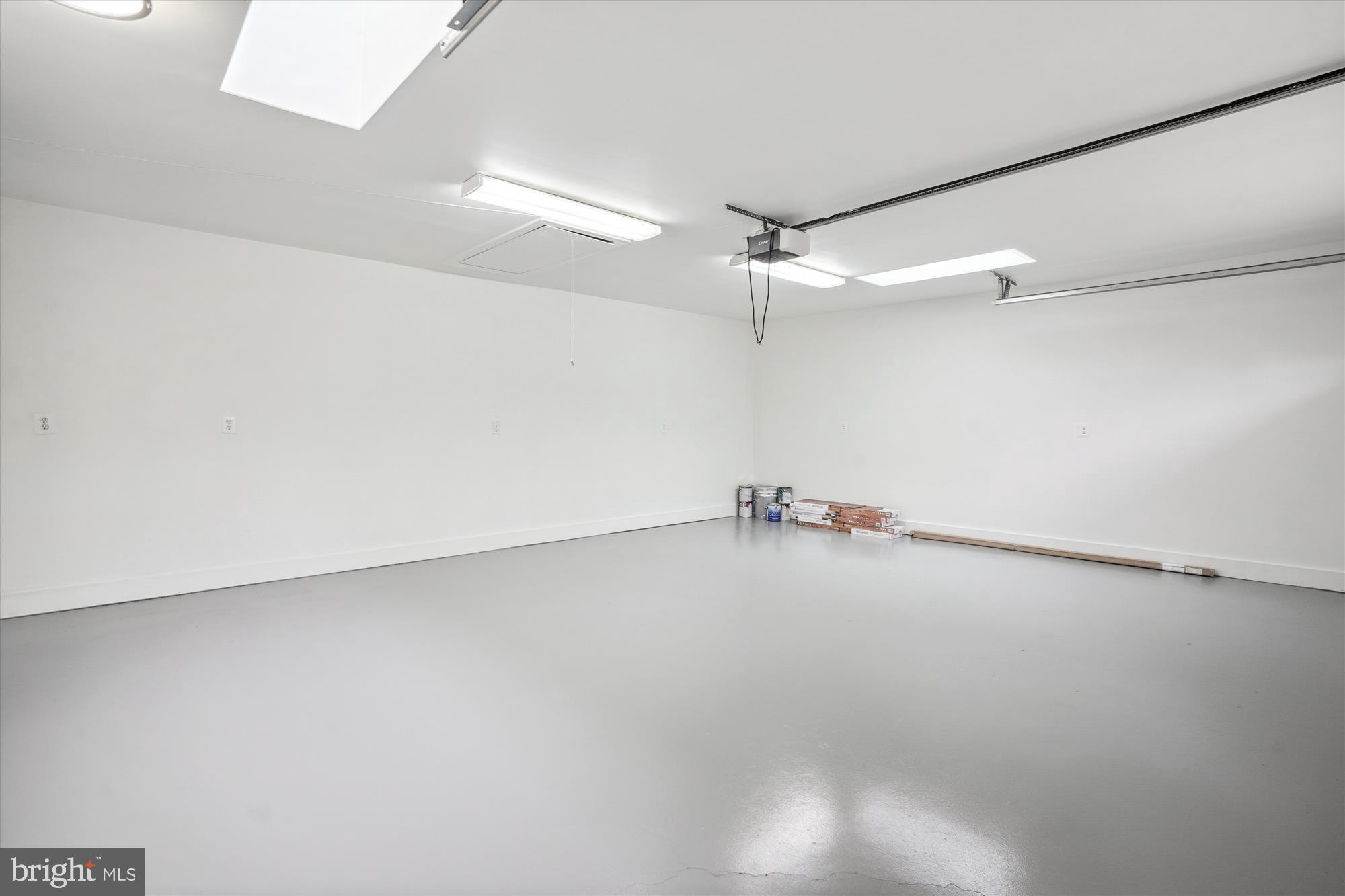 MANASSAS PARK - Residential