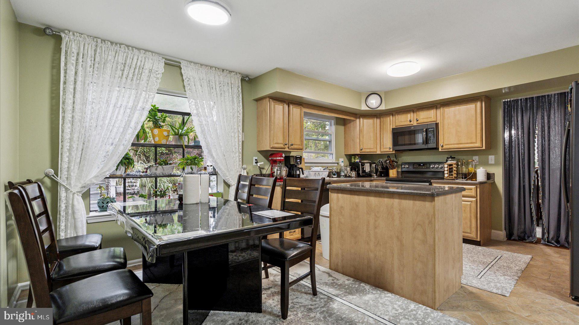 SWEETWATER FARMS - Residential