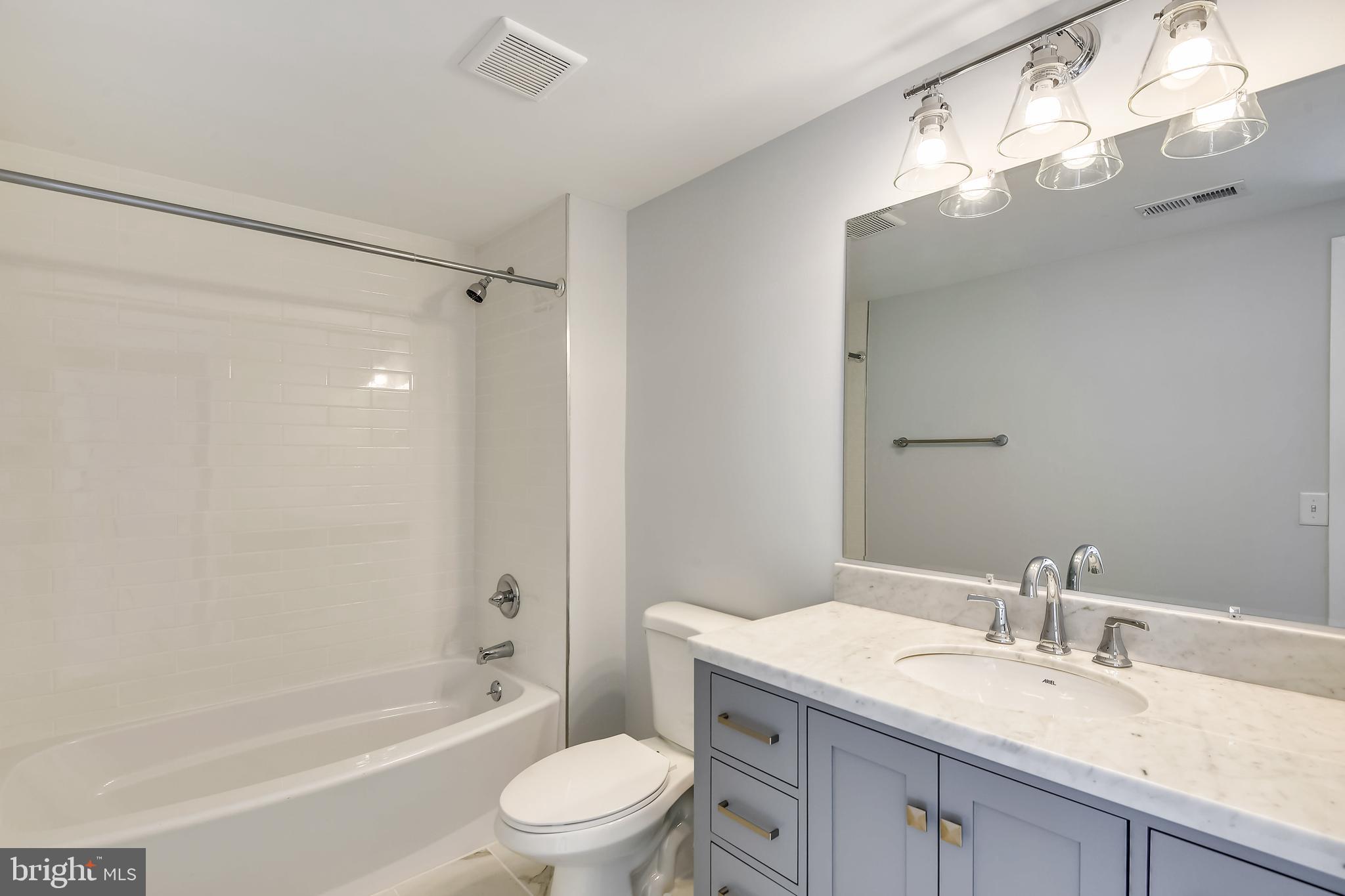 CAPE ST CLAIRE - Residential