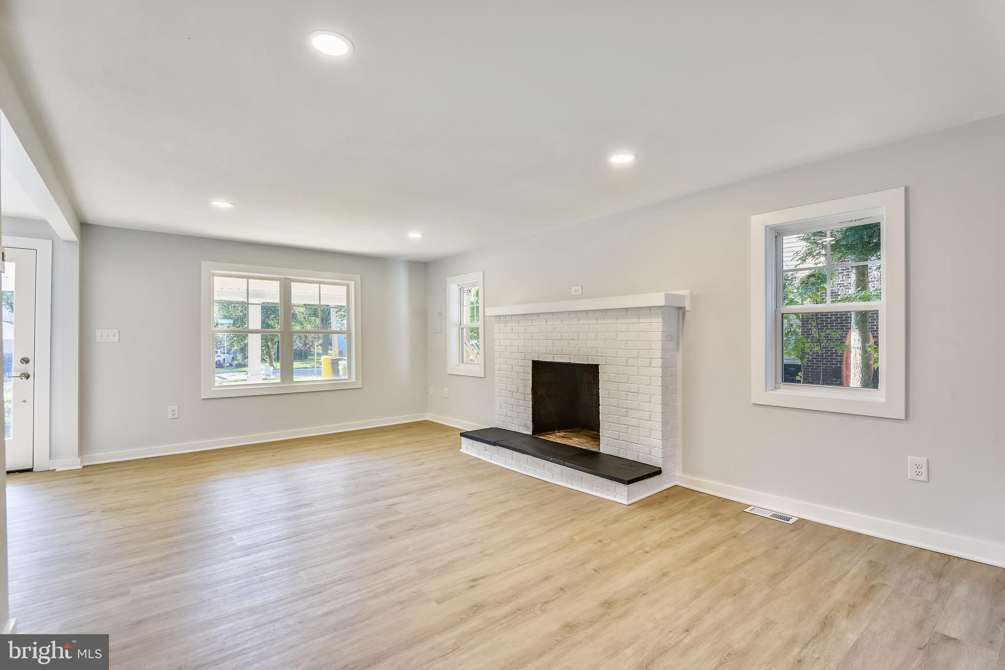 CAPE ST CLAIRE - Residential